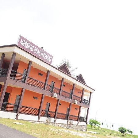 Mersing Beach Resort Exterior photo
