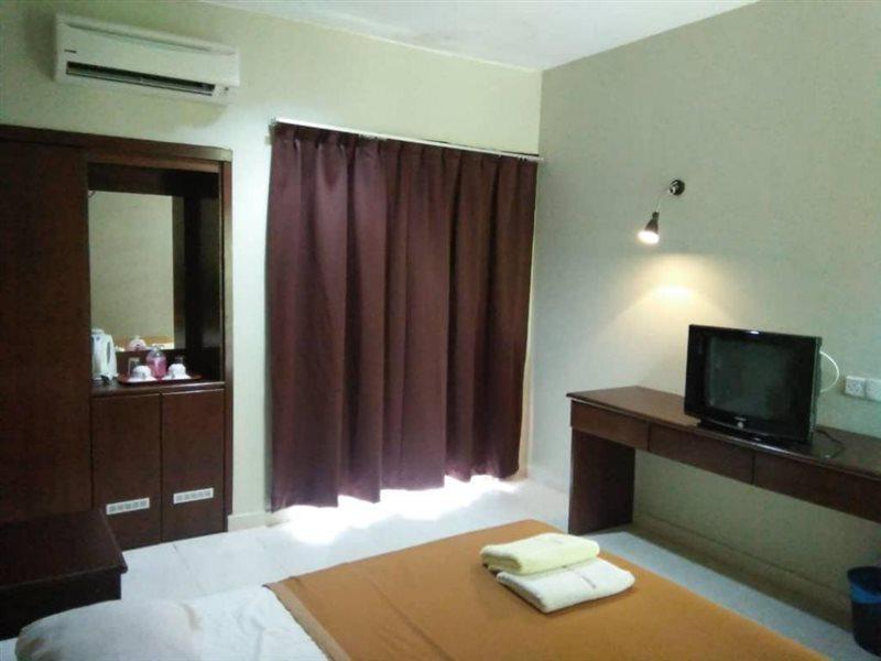 Mersing Beach Resort Exterior photo